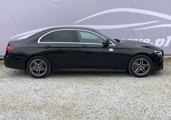 Mercedes-Benz Klasa E cena 199999 przebieg: 65872, rok produkcji 2021 z Olesno małe 407